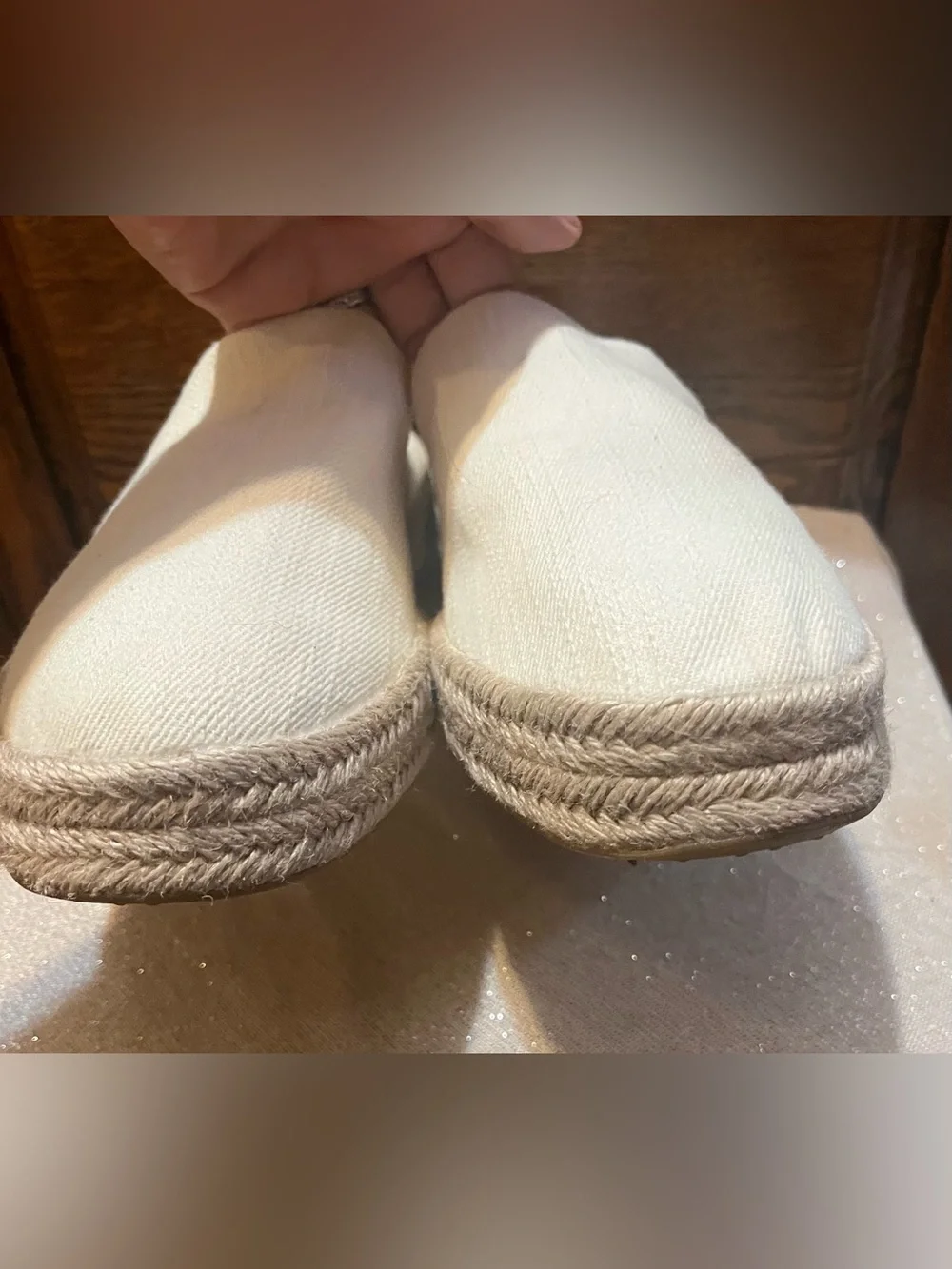 TOMS Carolina Espadrille Slip Ons Off White Twill Cotton Canvas NWOT’s Size 11